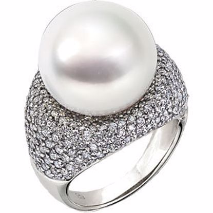 64587:100100:P  South Sea Cultured Pearl & Diamond Ring