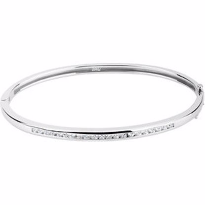 60888:101:P 14kt White 5/8 CTW Diamond Bangle Bracelet