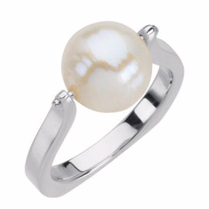 67254:60002:P 14kt White South Sea Cultured Pearl Ring Size 7