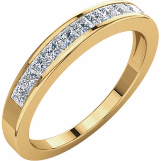 62179:106:P 14kt yellow 1/2 CTW Diamond Anniversary Band Size 7.5
