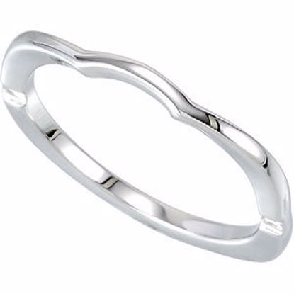 121669:109:P 14kt White 6.5mm Euro Shank Band