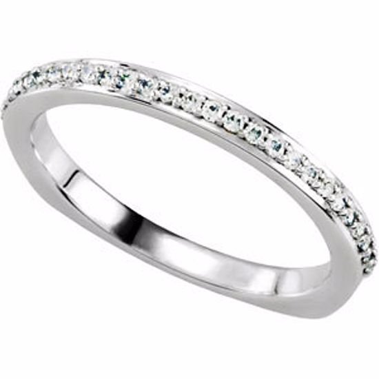 67864:101:P 14kt White 1/8 CTW Diamond Band