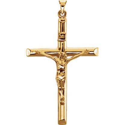 R42285:101:P 14kt Yellow Crucifix Pendant