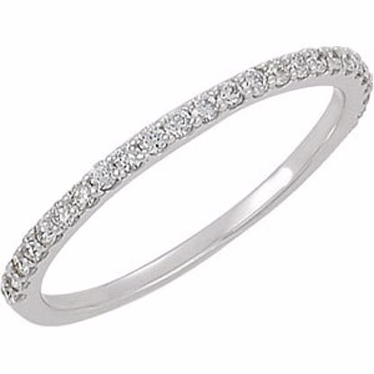 68871:102:P 18kt White 1/4 CTW Diamond Band