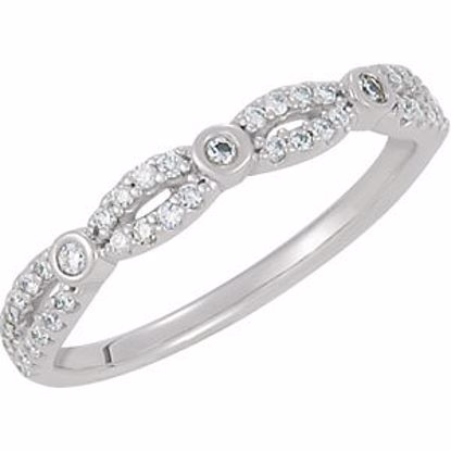 68891:112:P 14kt White 1/4 CTW Diamond Engagement Band