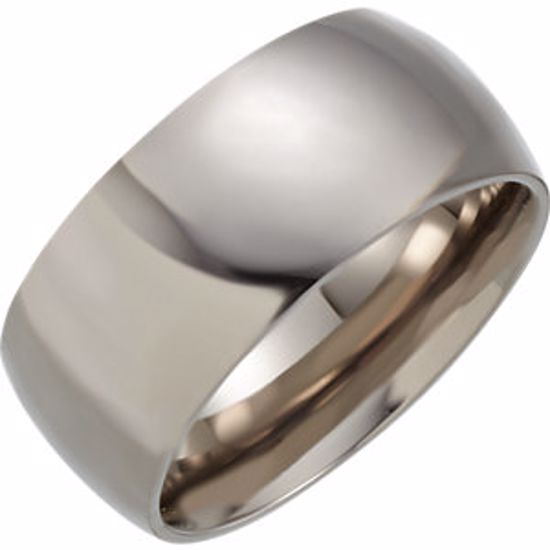 T805:0700:P Titanium 10mm Domed Polished Band Size 7