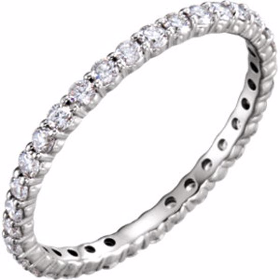 121939:256:P 14kt White 5/8 CTW Diamond Eternity Band Size 5.5