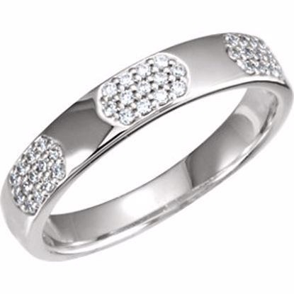 121952:119:P 14kt White 1/5 CTW Diamond Matching Band