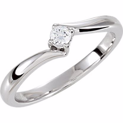 69921:101:P Sterling Silver Cubic Zirconia Ring Size 6