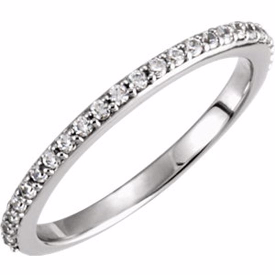 121958:207:P 14kt White 1/4 CTW Diamond Band