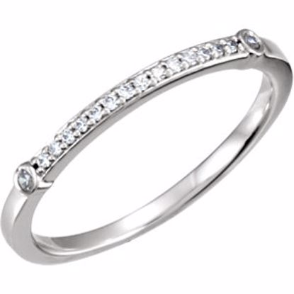 121596:115:P 14kt White 1/10 CTW Diamond Matching Band