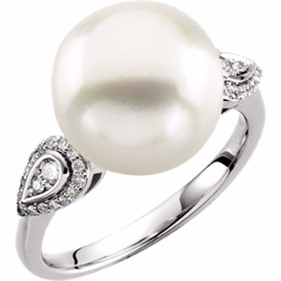 650852:60000:P 14kt White 12mm South Sea Cultured Pearl & 1/6 CTW Diamond Ring