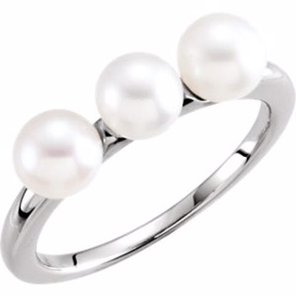 6473:105:P 14kt White Freshwater Cultured Pearl Ring 