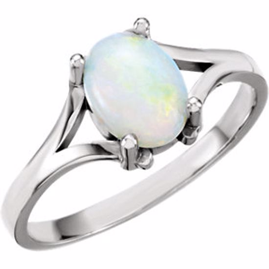 7653:70000:P 14kt White Opal Ring