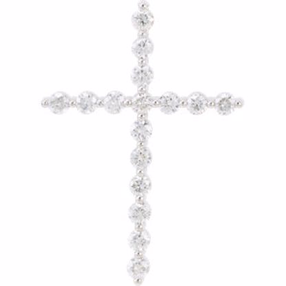 R42307:60007:P Platinum 3/4 CTW Diamond Cross Pendant