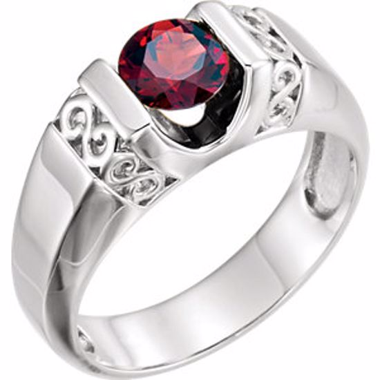 9836:602:P Platinum Men's Mozambique Garnet Ring